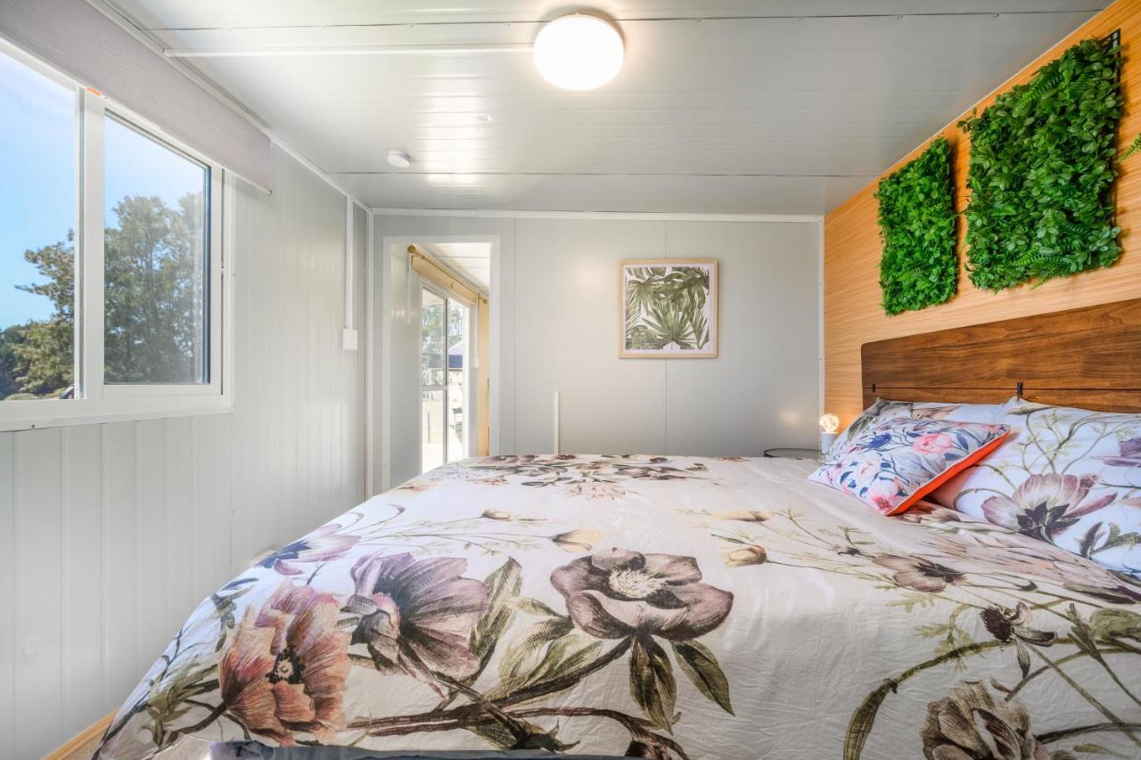 Cosy Cabin To Stay Even Better Than Glamping Pukekohe Buitenkant foto